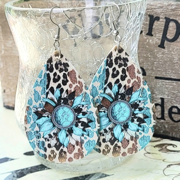 Beautiful faux leather dangle earrings, animal print, turquoise floral. New! - Picture 2 of 3